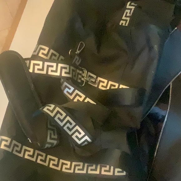 Versace Bags Versace Duffel Bag Gym Weekender Traveler Bag Luggage